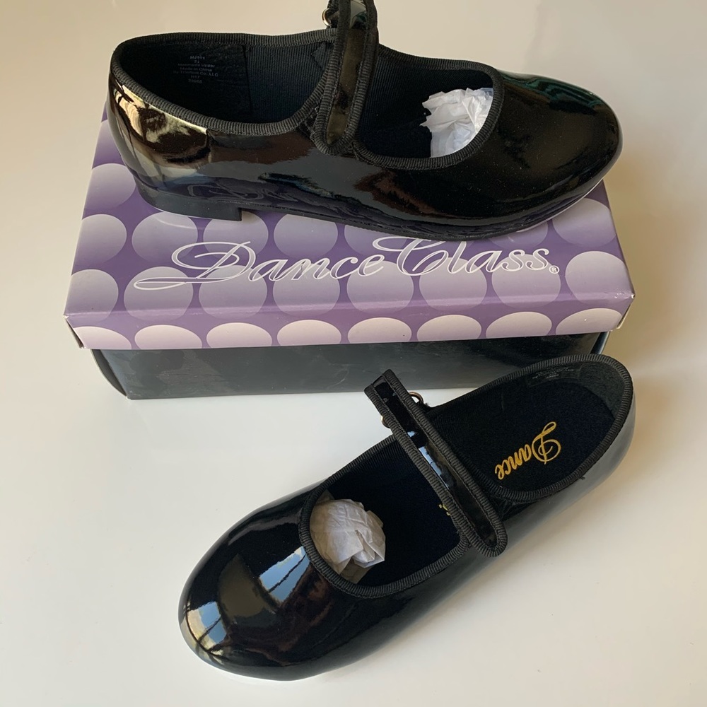 NEW Dance Class Girls Tap Shoes Sz 2 1/2